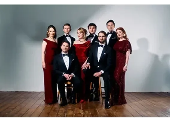 VOCES8