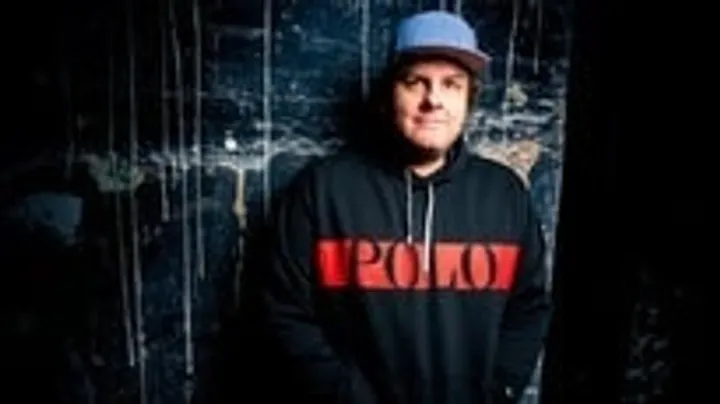 Tim Dillon