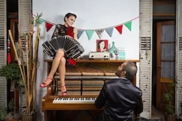 Asato Pais: Tango für die Beine und die Ohren