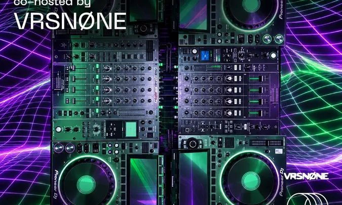 Open Decks w/ Steen & VRSNØNE