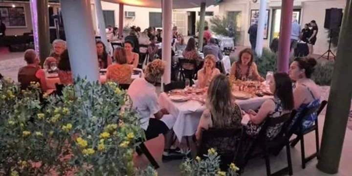 Come to Dinner - Welcome to Alice!