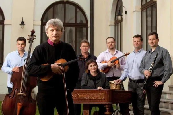 Jiří Pavlica, Hradišťan & Hana a Petr Ulrychovi, Javory Beat
