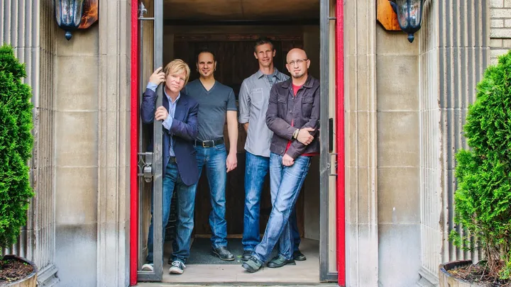 The Clarks feat. Rinus & Cesar play Golden Earring