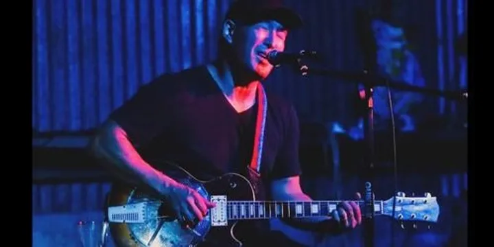 Dean Haitani Live @Maleny Lane
