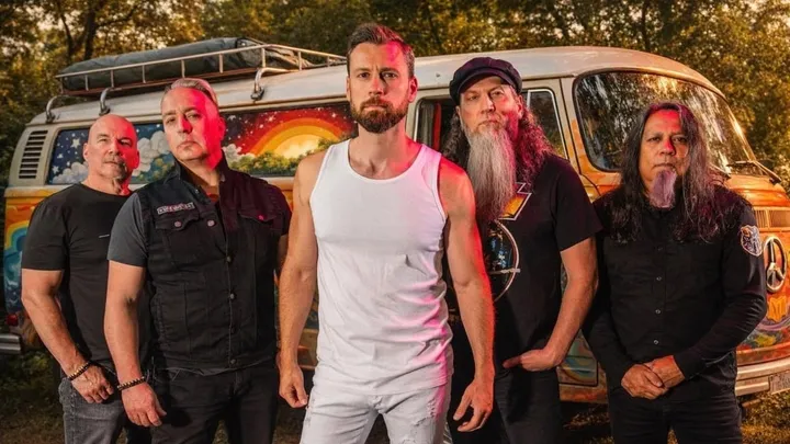 Stretch And The Armstrongs W/ Special Guest : Funnybone 21+ Event