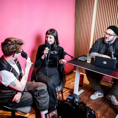 Bin ich das Arschloch? mit Lensi Schmidt, Hinnerk Köhn und Max Scharff