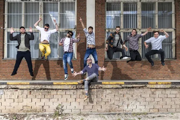 Poletíme? V PLNÉ SÍLE - Podzim 26 - VÁNOCE VE FUTURU