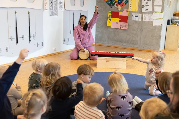 Kom og syng! med Tine Suman Hodne | Lørdag 17. oktober kl. 15:00