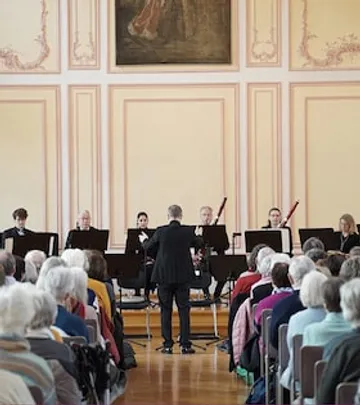 4. Klassik um 11 - Sturm und Drang - Werke v. Hummel, Rutter und Haydn Ltg. Gocha Mosishvili