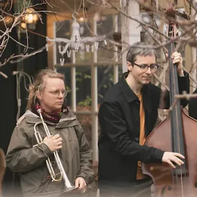 Anne Efternøler & Lige Børn