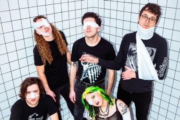 FRANKIE & THE WITCH FINGERS + MAFIA SOFA
