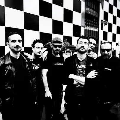 The Upsessions (NL) // The Troublemakers (IT)