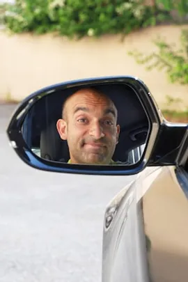 Django Asül - Rückspiegel 2026 - ein satirischer Jahresrückblick
