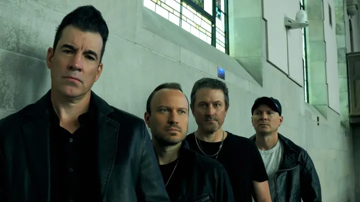 THEORY OF A DEADMAN