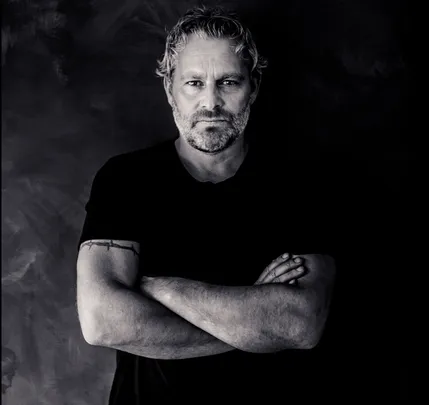 Asle Beck // Cafe Magenta // 14. april 2027