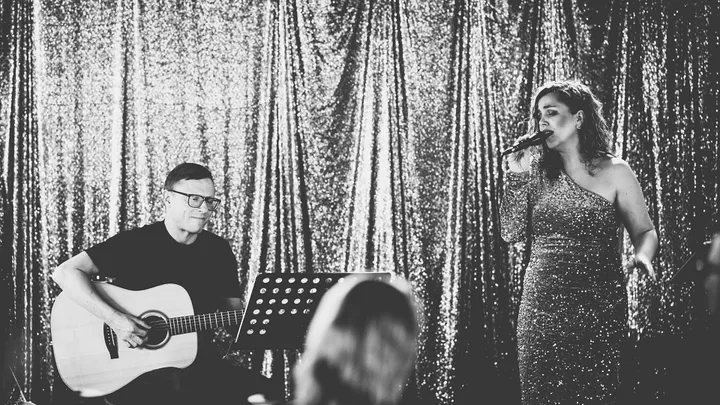 „Let it Swing” - Swingin' Strings Duo - Christmas Songs