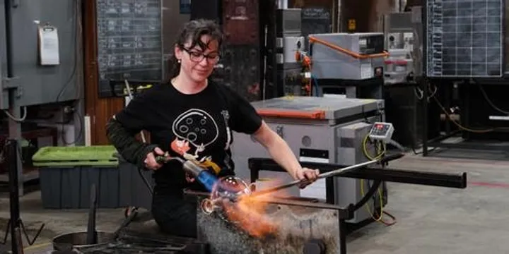 Halloween Glass Demonstration with Jacqueline Knight