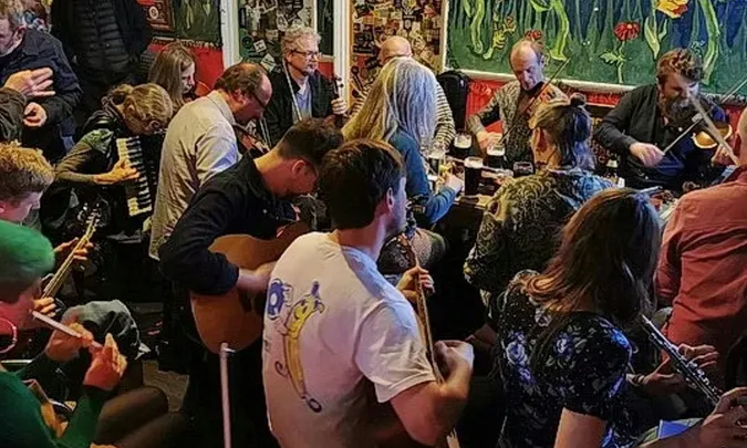 No Frills Folk Club