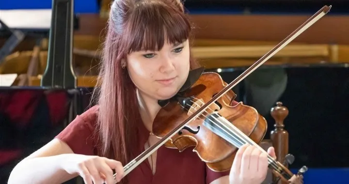 Vanessa White, violin and Thomas Jesty, piano