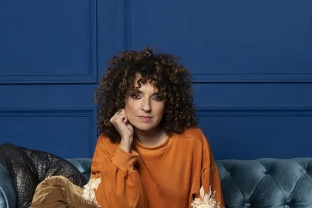 Virginia Riezu: "Poderío"