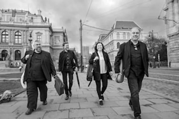 Tschechisches Philharmonisches Quartett Prag - Mozart & Dvořák