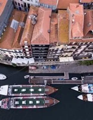 VISITA AO MUSEU DO VINHO DO PORTO