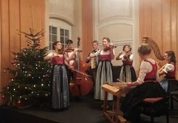 Adventliche Volksmusik "Besinnliche Texte und Musik"
