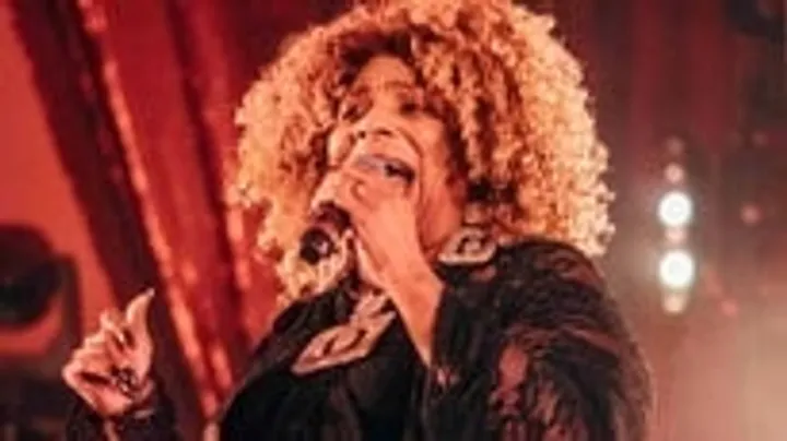  Queen of Soul Motown Disco - Michelle Sweeney