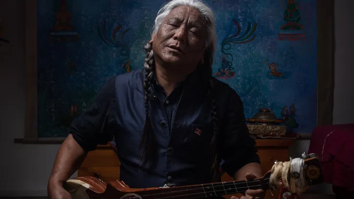 Tenzin Choegyal- Whispering Sky