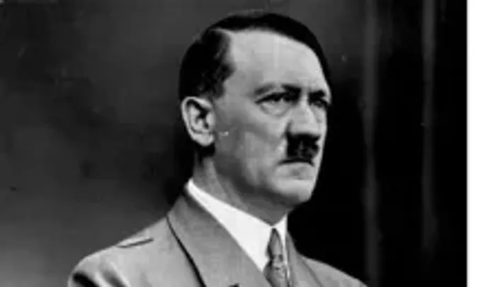Egy diktátor a főszerepben. Adolf Hitler személyisége és élete- Ungváry Krisztián történész előadása