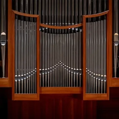 3. Orgel-Akzent - High Pipes and Low Brass