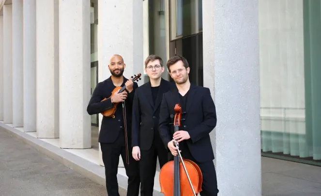 "Klassik im Rüden": Steiner Trio Basel