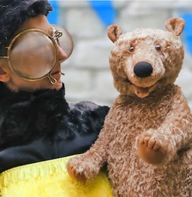 Der Faulbär büxt - Schauspiel und Puppenspiel für Kinder
