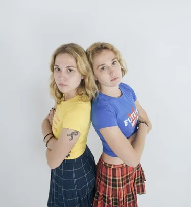 DUALISM with two girls one mom, HANÀ, LAURIX