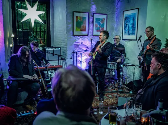 Jose Leguina Band - lørdag 2. juledag
