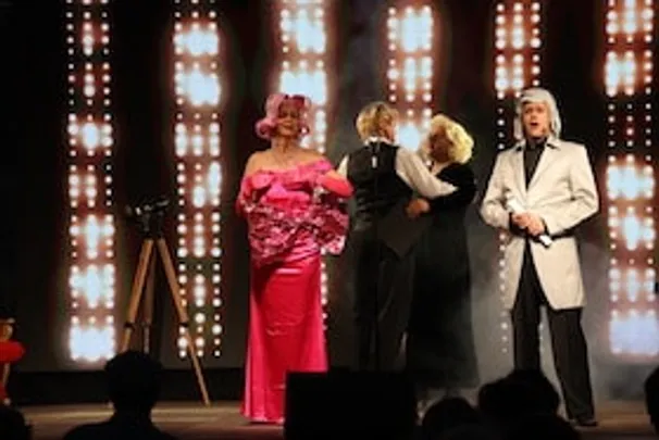 Monroe & Kinski - Wenn Glamour auf Wahnsinn trifft