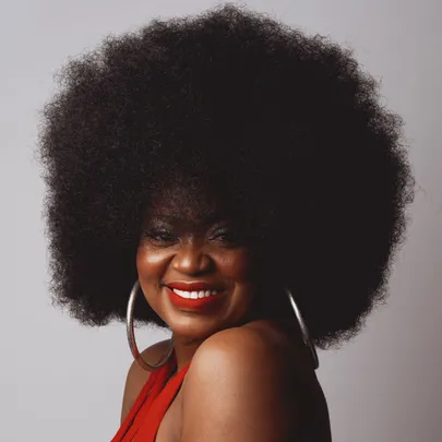 Heemspill Featured | Lady Live in Lux