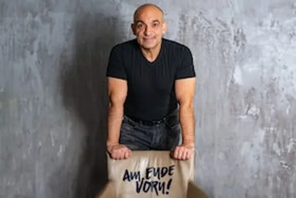 Django Asül - Am Ende vorn!