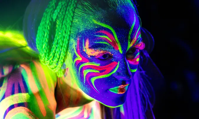 Neon Naked Life Drawing in Angel!