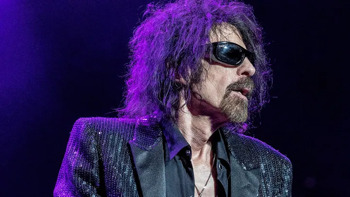 Peter Wolf and the Midnight Travelers