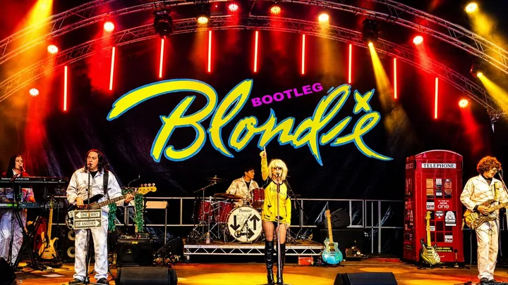 DEBBIE HARRY & BLONDIE'S GREATEST HITS - with Bootleg Blondie Band - LIVE