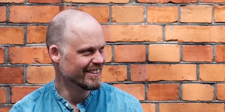 Hökis Visrum Presenterar Ola Sandström