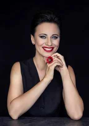 Dáša Zázvůrková zpívá Hanu Hegerovou