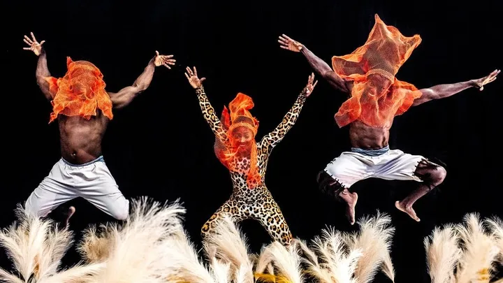 Cirque Kalabanté: WOW (World of Words)