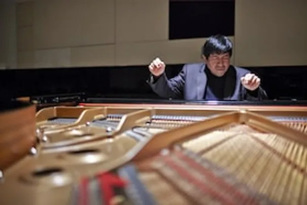 Vladimir Valdivia - Klavierkonzert