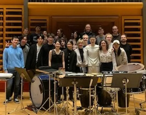 Percussion-Planeten mit TalkingDrums - Schlagzeugensemble der HMDK Stuttgart