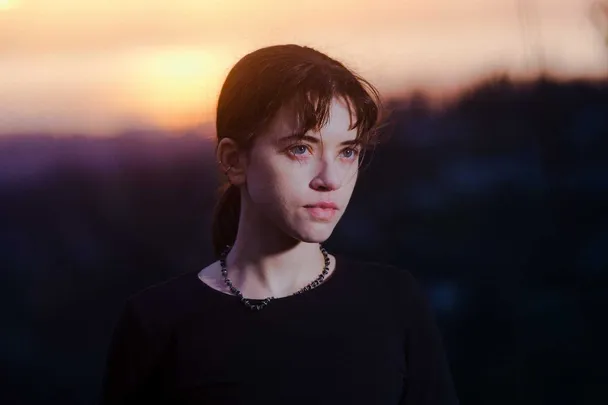 Maria BC + support: Brána