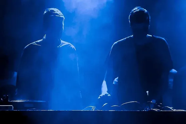 Spank: Identic + Ondrej K + Zissou