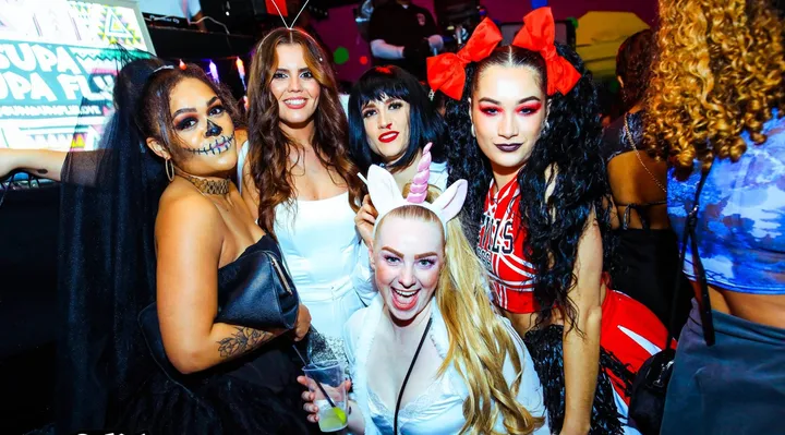 R'n'B LDN HALLOWEEN: The Old Skool R'n'B Day Party x Rae's - (Omeara)
