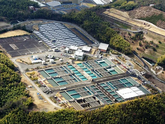 【新山科浄水場】戦後モダニズムの巨匠・増田友也の名作、笠原先生と徹底探検